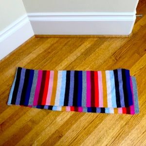 The GAP rainbow striped scarf